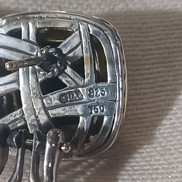 * Host Pick!* David Yurman Albion Onyx Earrings, SS & 18k, Omega Back - Picture 7 of 11